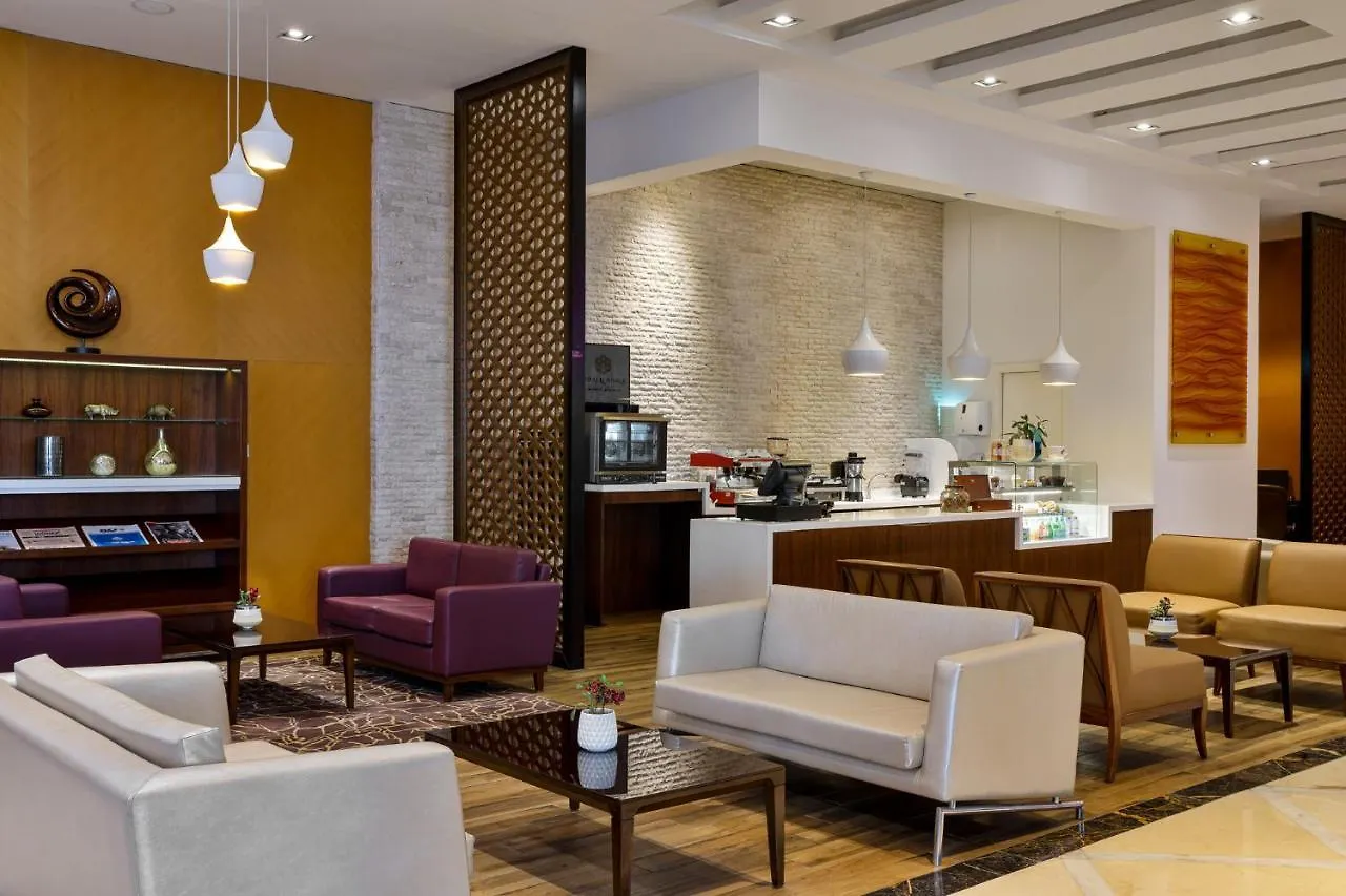 La Suite Dubai Hotel & Apartments