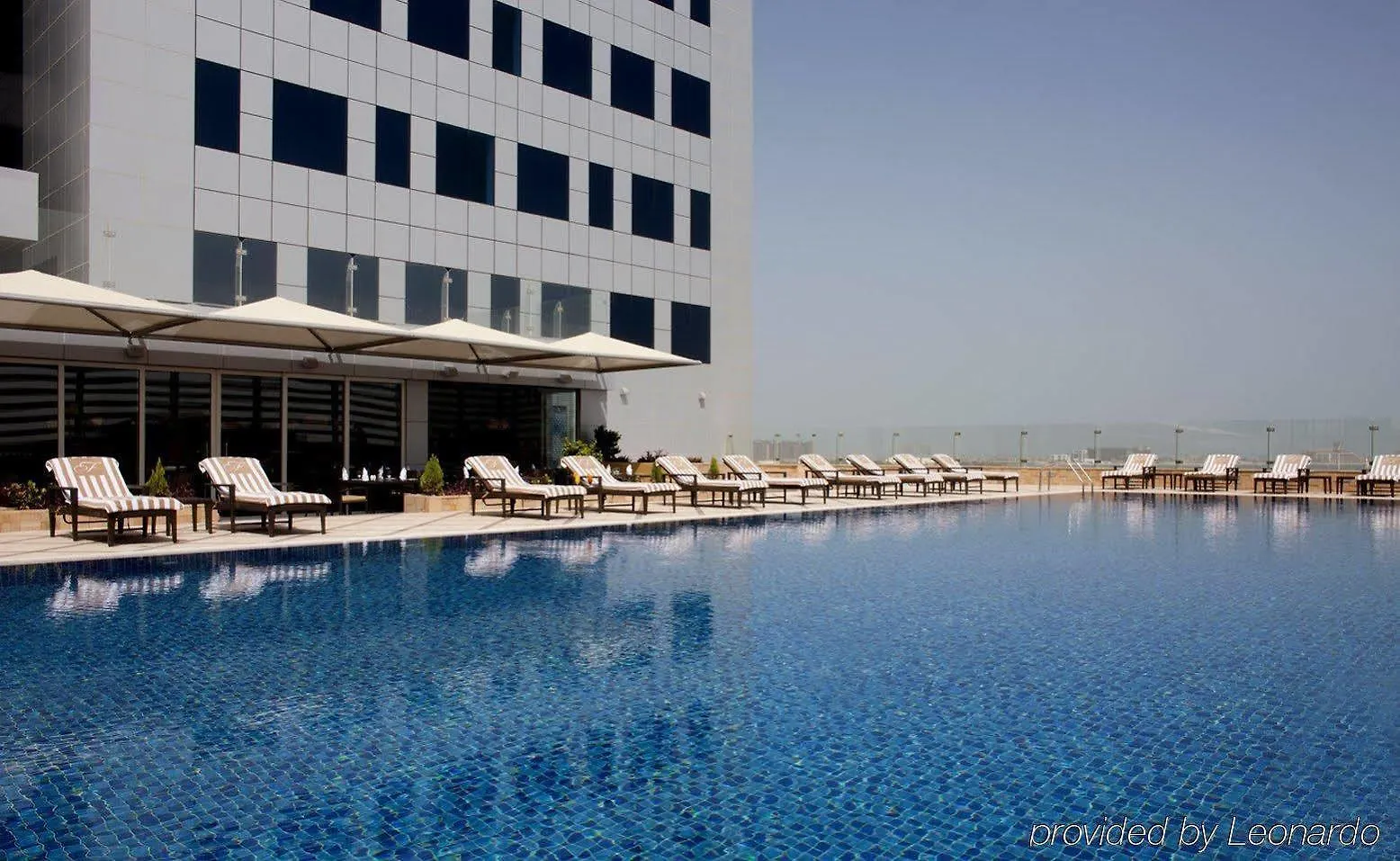 La Suite Dubai Hotel & Apartments