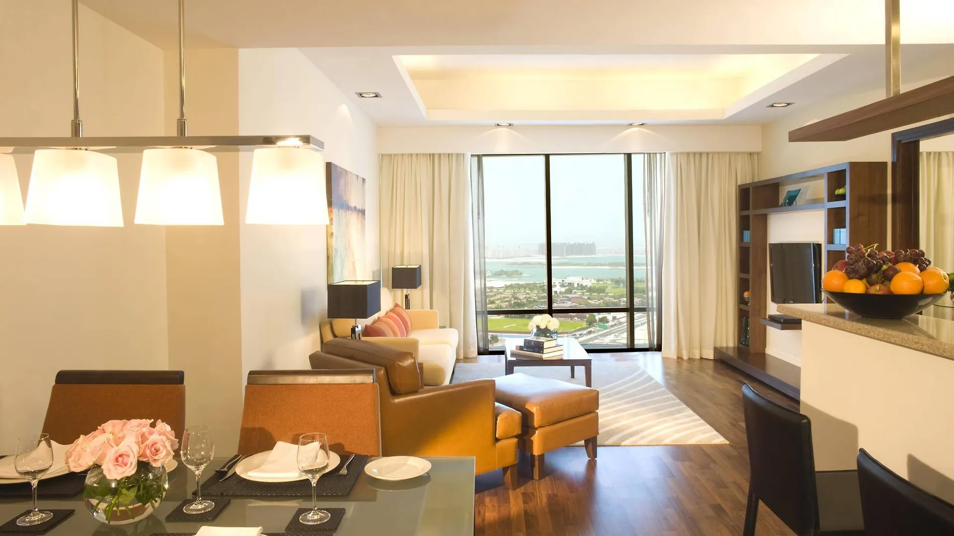 La Suite Dubai Hotel & Apartments