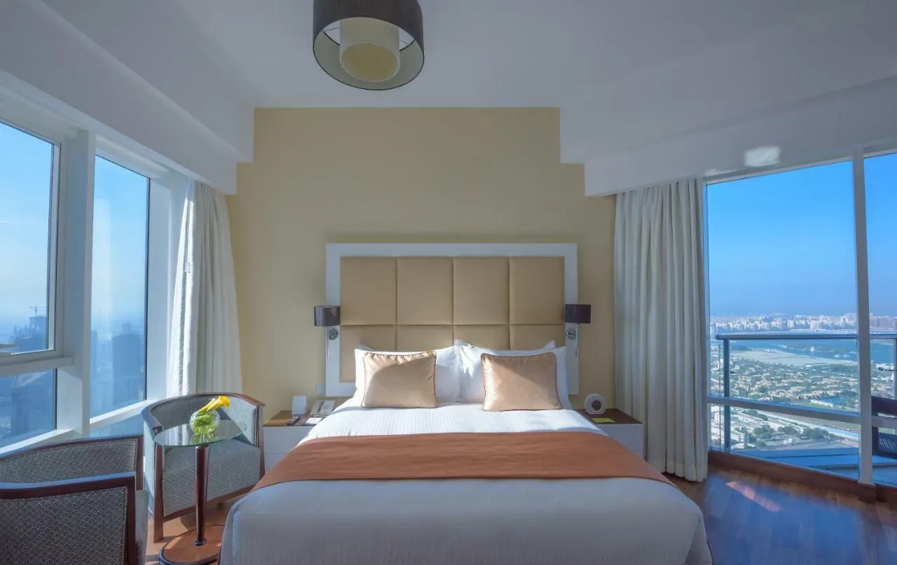 La Suite Dubai Hotel & Apartments 4*,