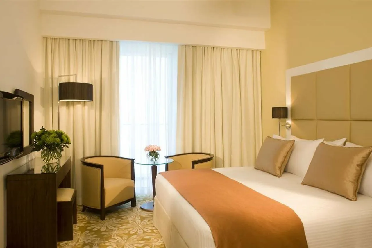 La Suite Dubai Hotel & Apartments